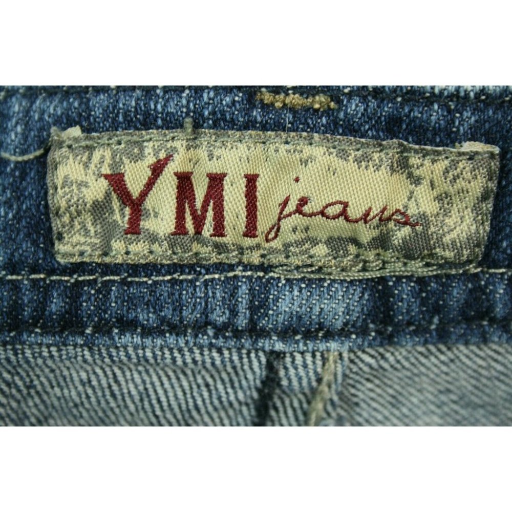 YMI Womens Sz 0 Shorts Medium Wash Cutoff Distressed Frayed Booty Destroyed - Picture 6 of 9